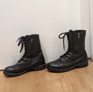 Like new moto combat boots, leather, double zip